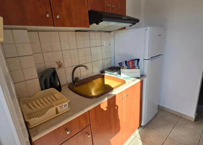 Nikol Thea Appartement *