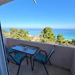 Apartman Nikol Thea *